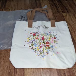 NIP Fannie May Fine Chocolate Floral Tote Bag